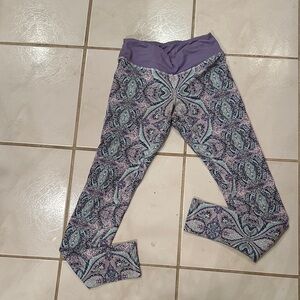 Vibrant Leggings with Purple and Blue Design